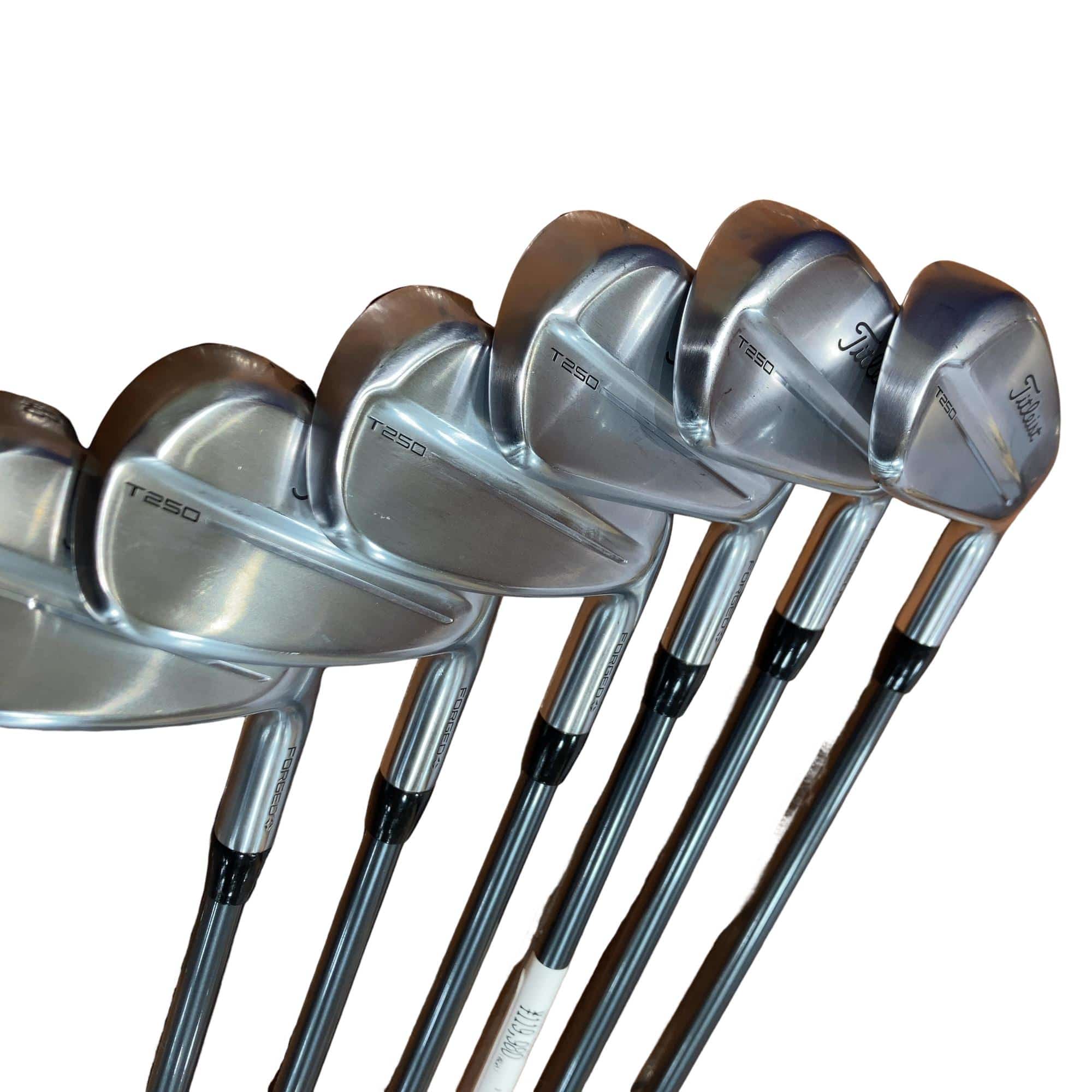 �s���������������@�s�Q�T�O�i�Q�O�Q�T�j�@�@�U�r�i���{���F�U�{�Z�b�g�j