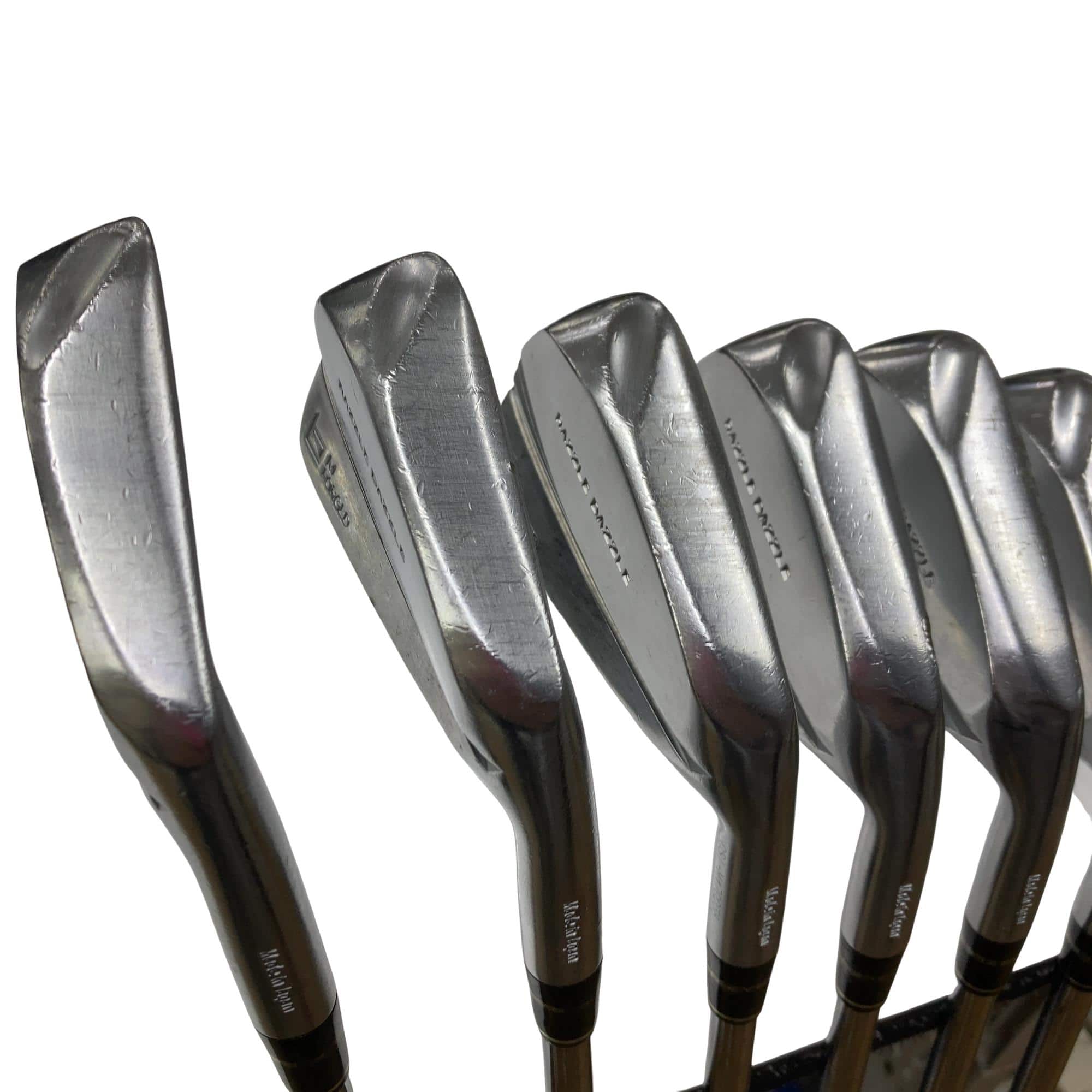 �q�`�y�y�k�d�@�c�`�y�y�k�d�@�b�r�h�|�l�@�e�n�q�f�d�c�@�U�r�i���{���F�U�{�Z�b�g�j