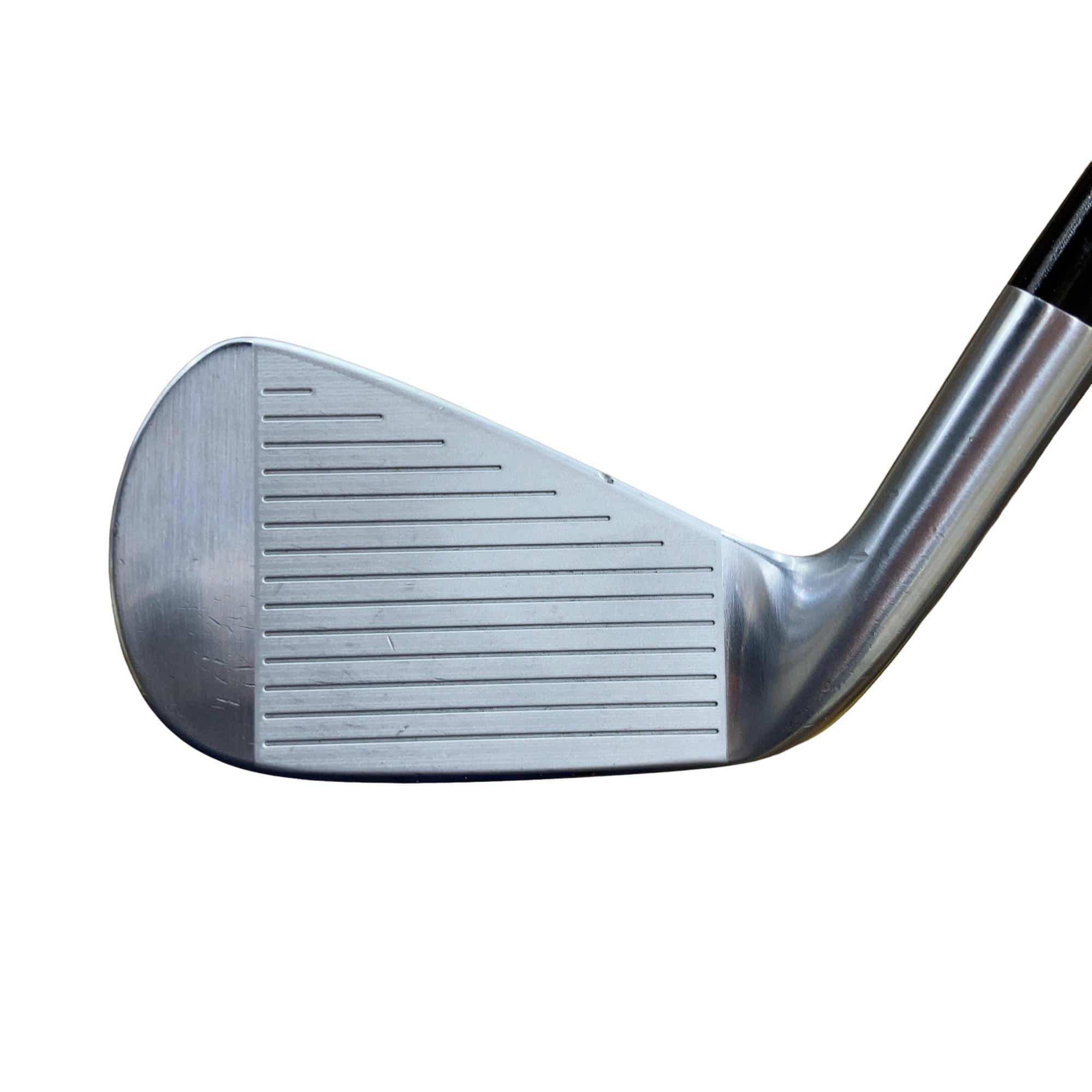 �r�q�h�w�n�m�@�y�V�W�T�@���S