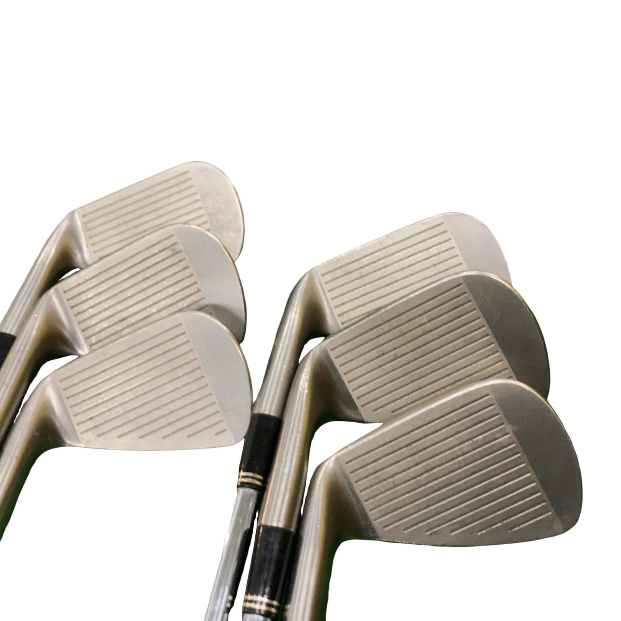 �r�q�h�w�n�m�@�y�q�|�R�O�@�@�U�r�i���{���F�U�{�Z�b�g�j