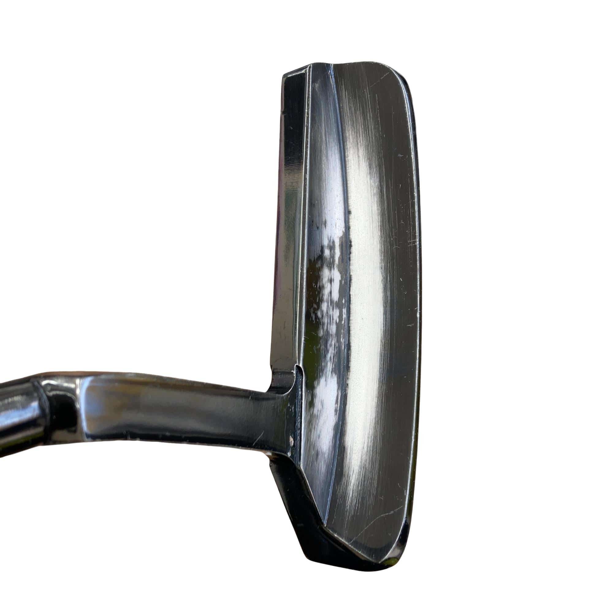 �q�{�p�^�[