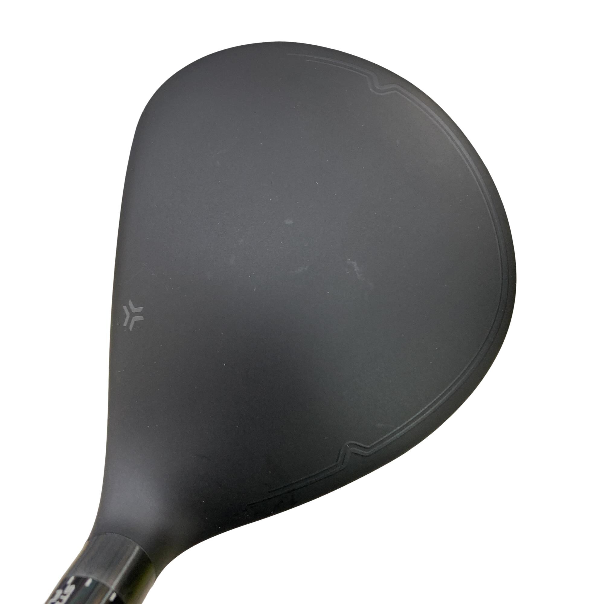 �r�q�h�w�n�m�@�y�w���@�T�v