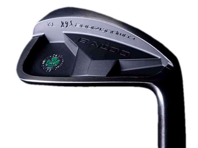 568 TOUR BLACK T2