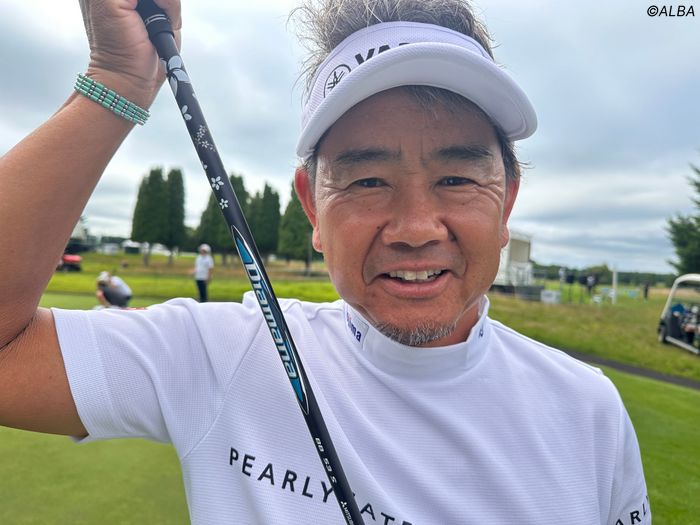 豪華 額縁 デザイン M8サイズ 豪華な黒い油彩額縁 装飾的なデザイン